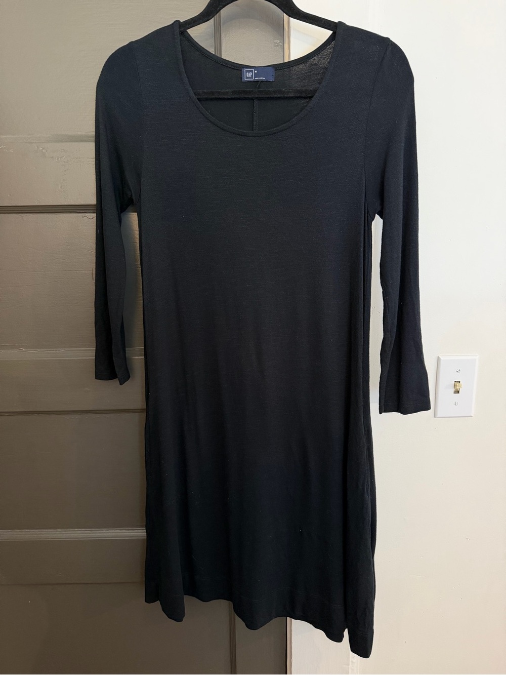 Gap black swing dress